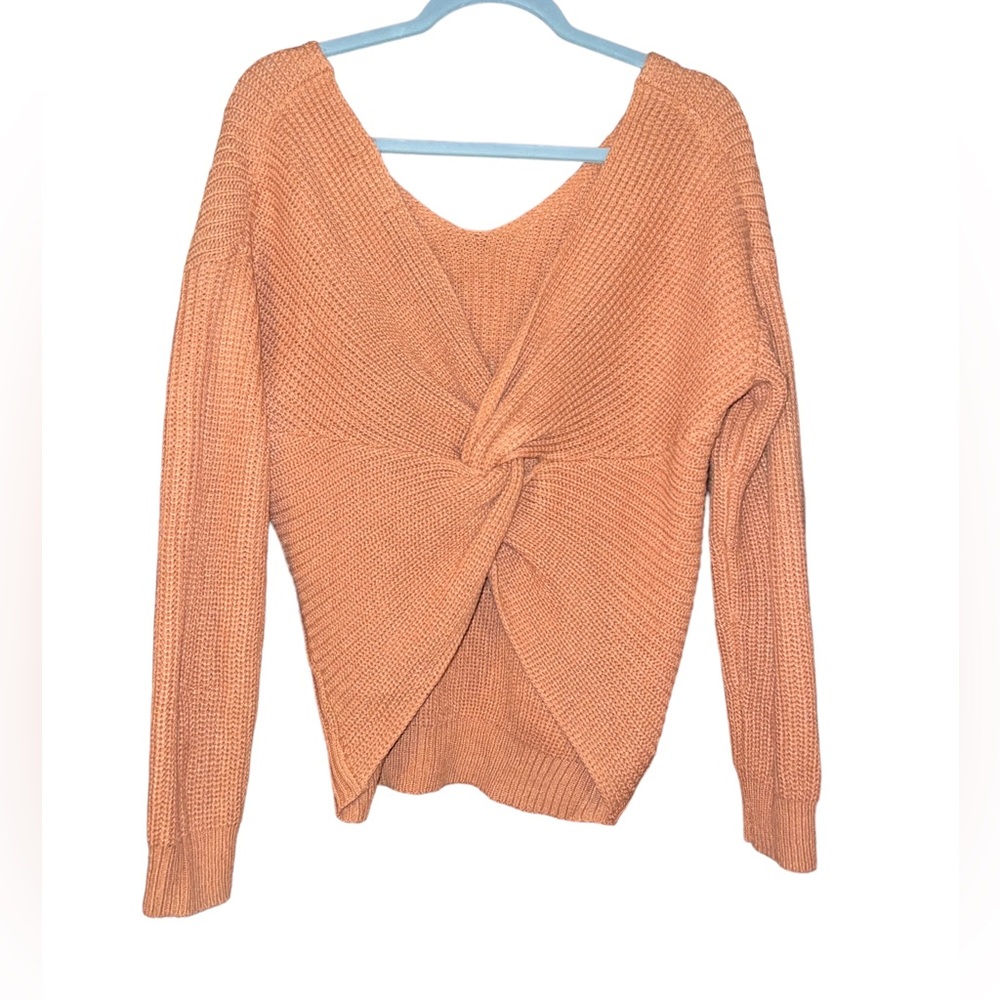 Love Tree Long Sleeve Twisted Back Pink Sweater Women’s Small - Picture 2 of 3